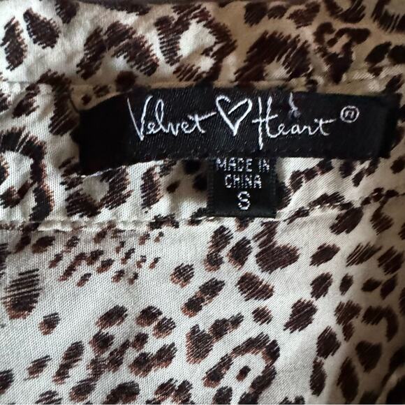 Leopard Top Small Long Sleeved Button Down Blouse - Picture 10 of 15